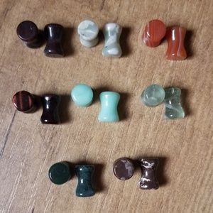 8 Pairs Natural Stone Ear Expanders Tunnels Plugs